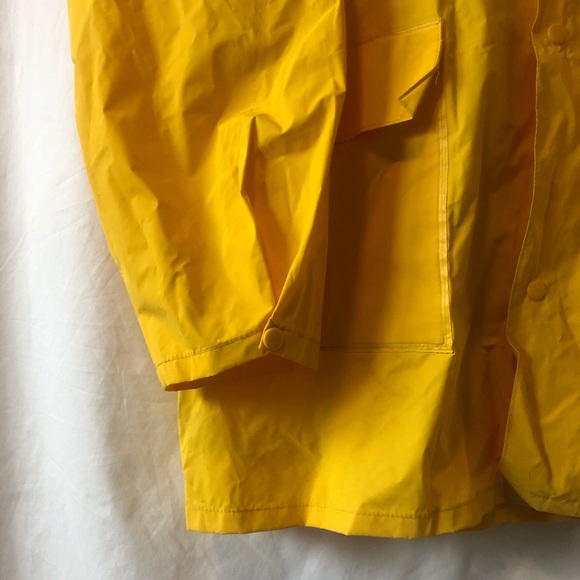 SOLD - HELLY HANSEN Iconic Yellow Raincoat - XL - Picture 9 of 9